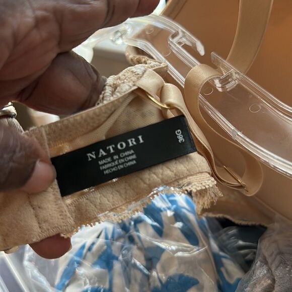 Natori Women’s Tan Bra 36G - Picture 6 of 6